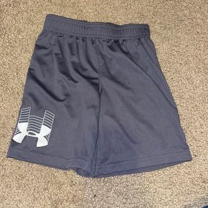 Boys Under Armour Shorts Size 5